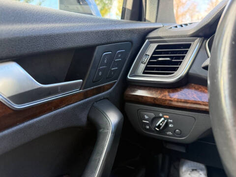 2018 Audi Q5 2.0T quattro Premium