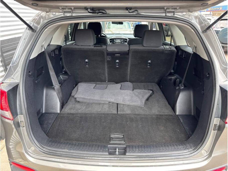 2016 Kia Sorento LX V6