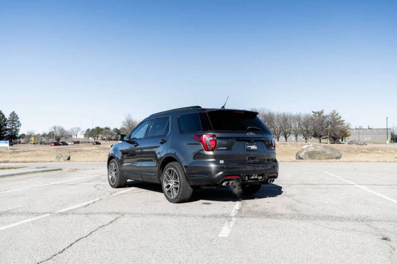 2019 Ford Explorer Sport
