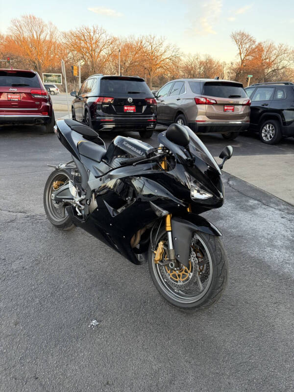 2006 Kawasaki ZX6R  for sale at Arandas Auto Sales in Milwaukee WI