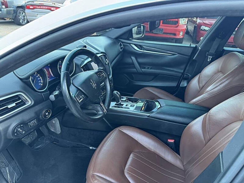 2016 Maserati Ghibli