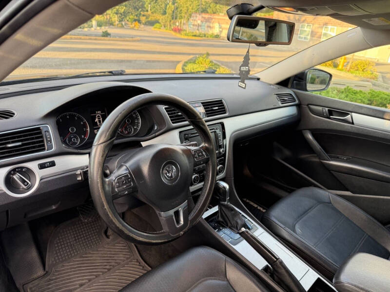 2012 Volkswagen Passat SE PZEV