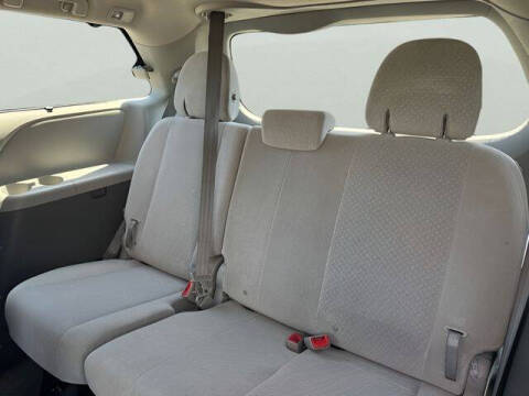 2016 Toyota Sienna