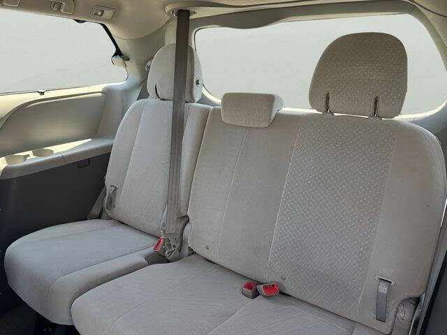 2016 Toyota Sienna
