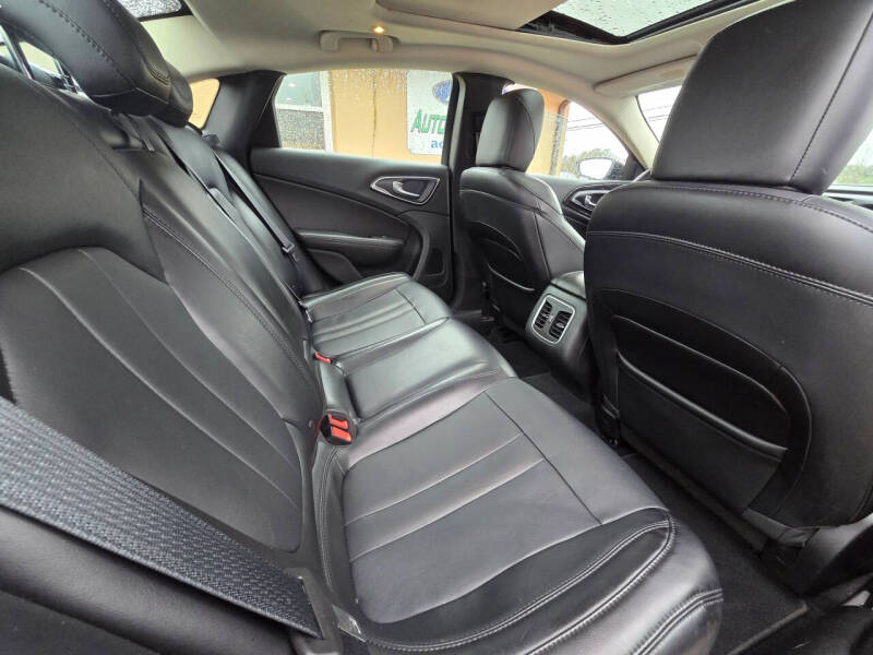 2016 Chrysler 200
