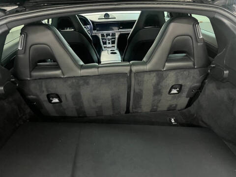 2018 Porsche Panamera 4