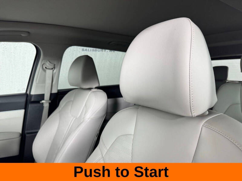 2024 Kia Sorento X-Line EX