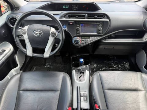 2013 Toyota Prius c Four
