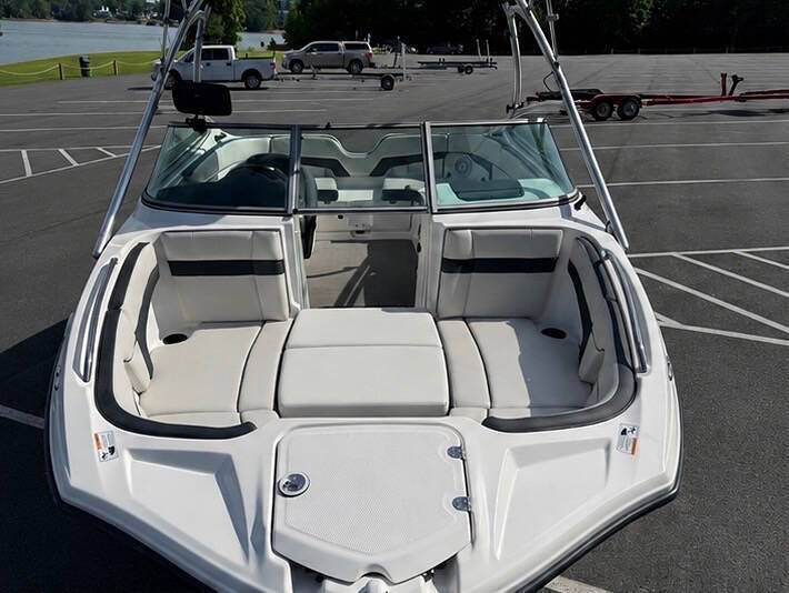 2015 Yamaha AR210