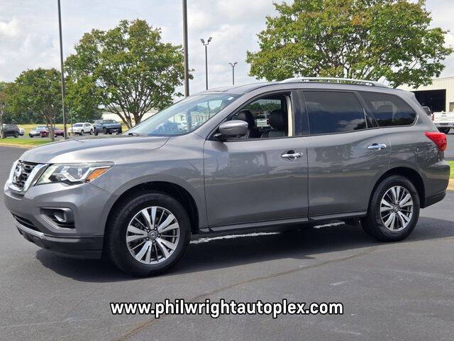 2020 Nissan Pathfinder SL