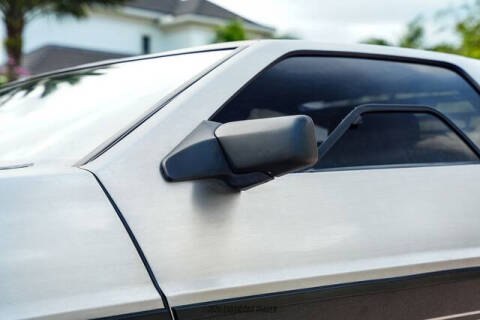 1981 DeLorean DMC-12