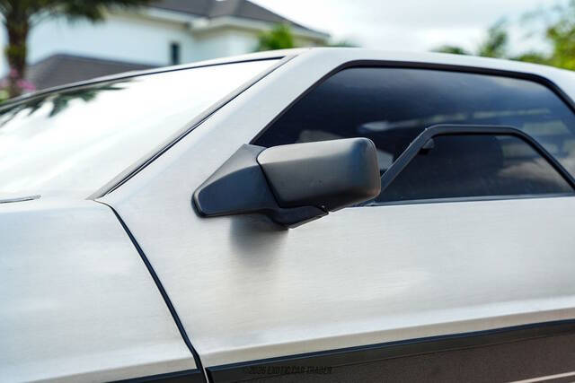 1981 DeLorean DMC-12