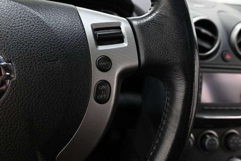 2011 Nissan Rogue SV