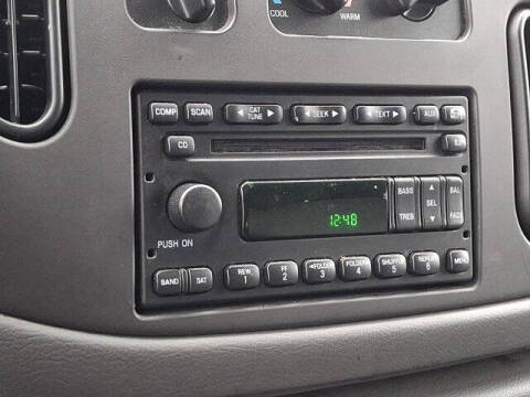 2008 Ford E-Series E-350 SD XLT