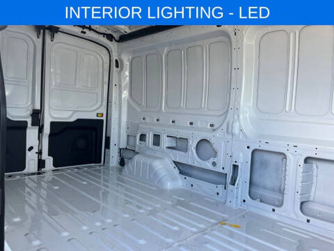 2025 Ford Transit 250