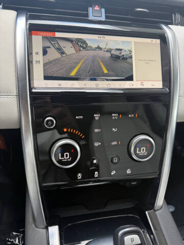 2020 Land Rover Discovery Sport P250 SE