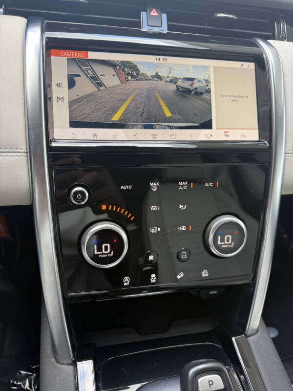 2020 Land Rover Discovery Sport P250 SE