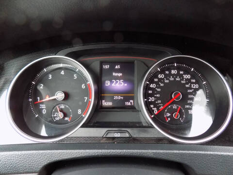 2016 Volkswagen Golf GTI S
