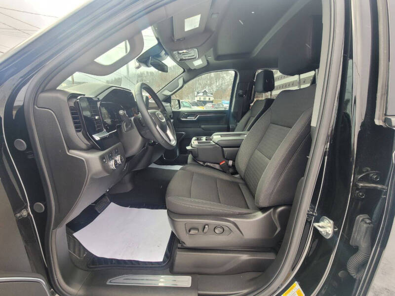 2025 GMC Sierra 1500