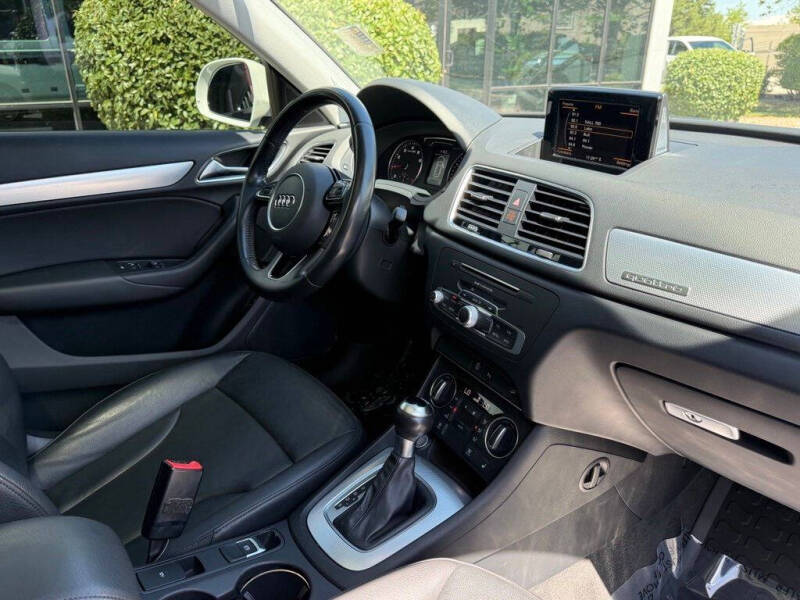 2016 Audi Q3 2.0T quattro Premium Plus