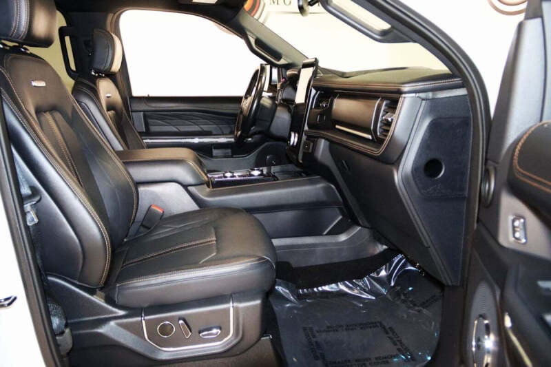 2023 Ford Expedition MAX Platinum