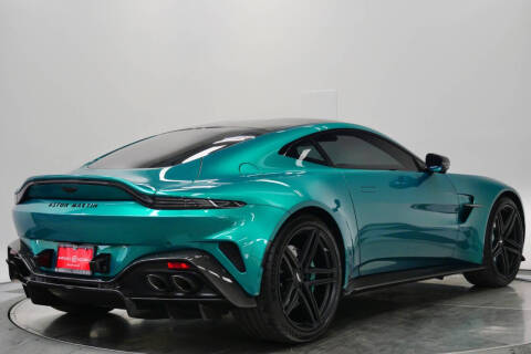 2025 Aston Martin Vantage