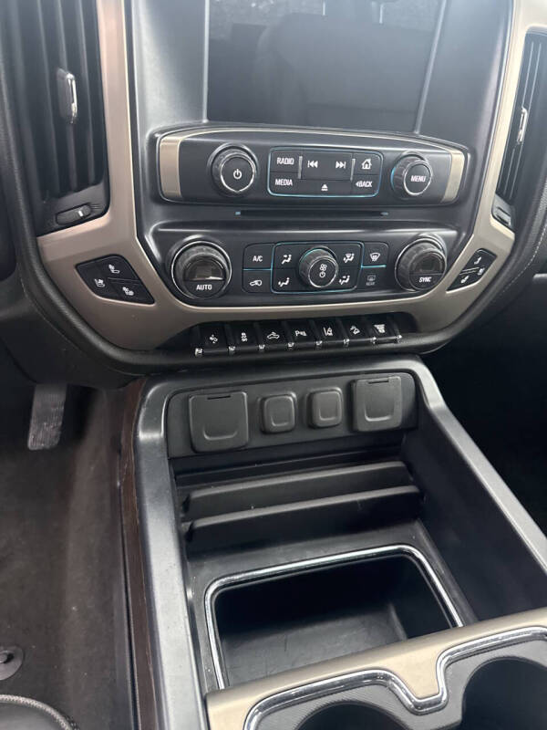 2017 GMC Sierra 2500HD Denali