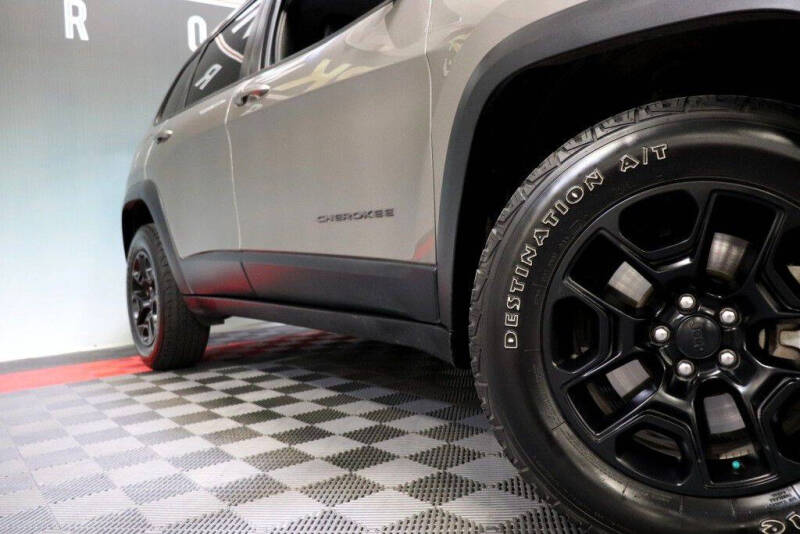 2020 Jeep Cherokee Trailhawk Elite