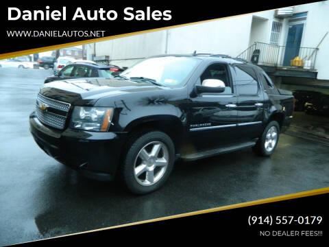 2012 Chevrolet Avalanche for sale at Daniel Auto Sales in Yonkers NY