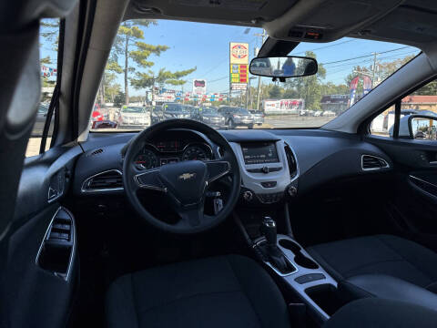 2017 Chevrolet Cruze LS Auto