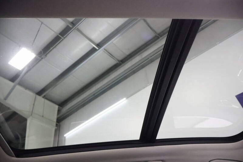 2023 Volvo XC60 B5 Ultimate Bright Theme