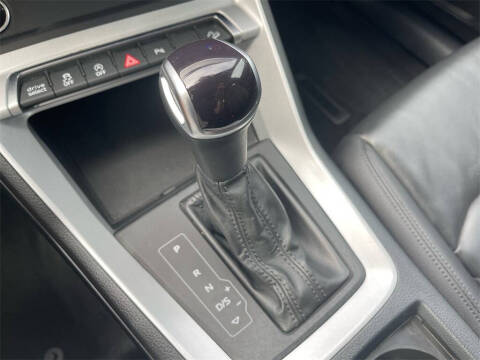 2023 Audi Q3 quattro S line Premium 45 TFSI