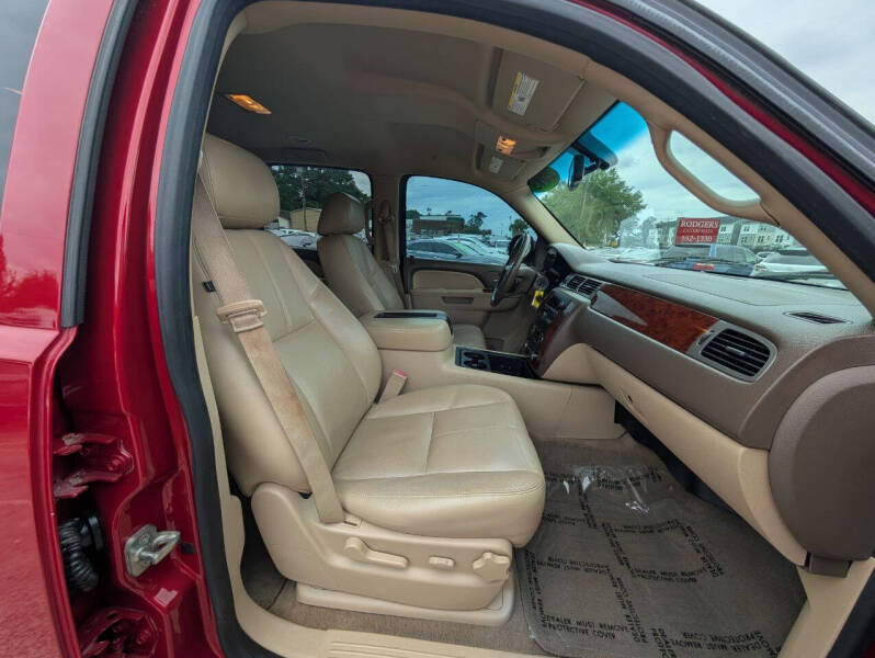 2013 Chevrolet Suburban LT