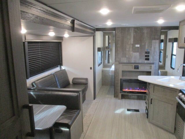 2021 Keystone RV Hideout 318BR