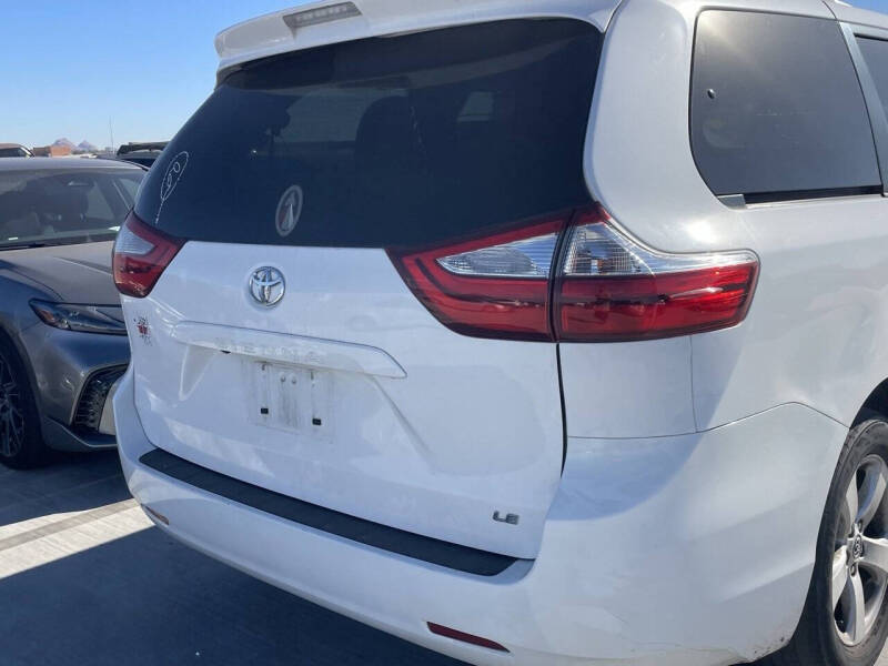 2015 Toyota Sienna