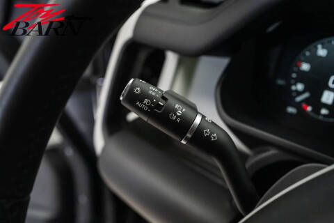 2024 Land Rover Defender 110 V8 P500 SE