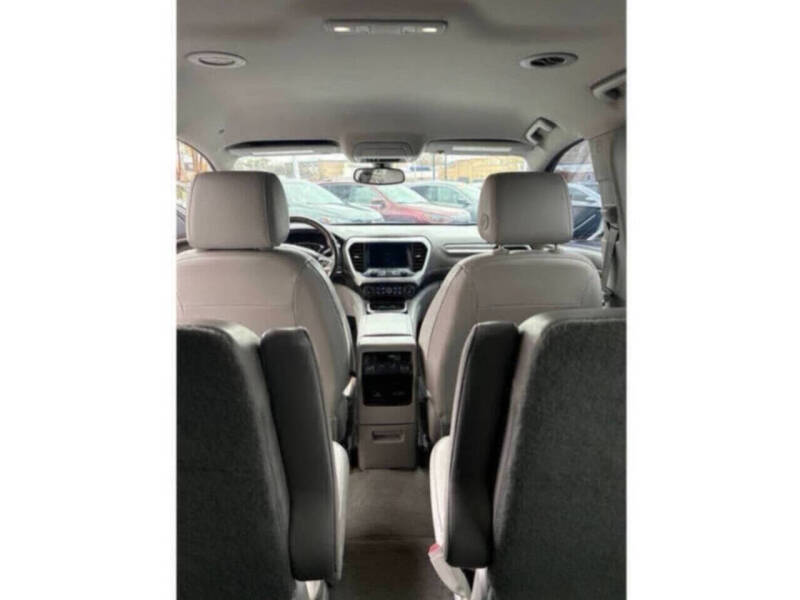 2020 GMC Acadia SLT