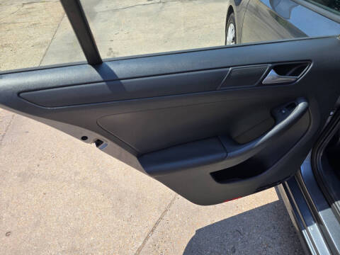 2016 Volkswagen Jetta