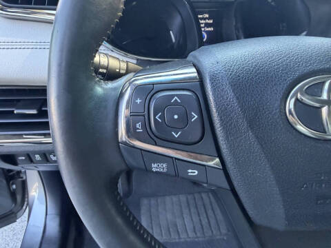 2013 Toyota Avalon Hybrid
