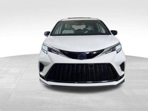 2022 Toyota Sienna XSE 7-Passenger