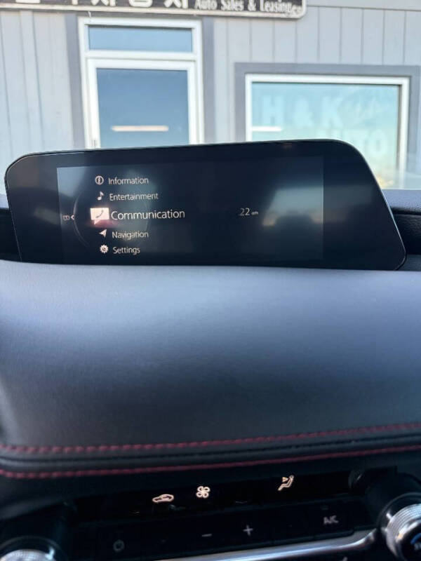 2022 Mazda Mazda3 Sedan Carbon Edition