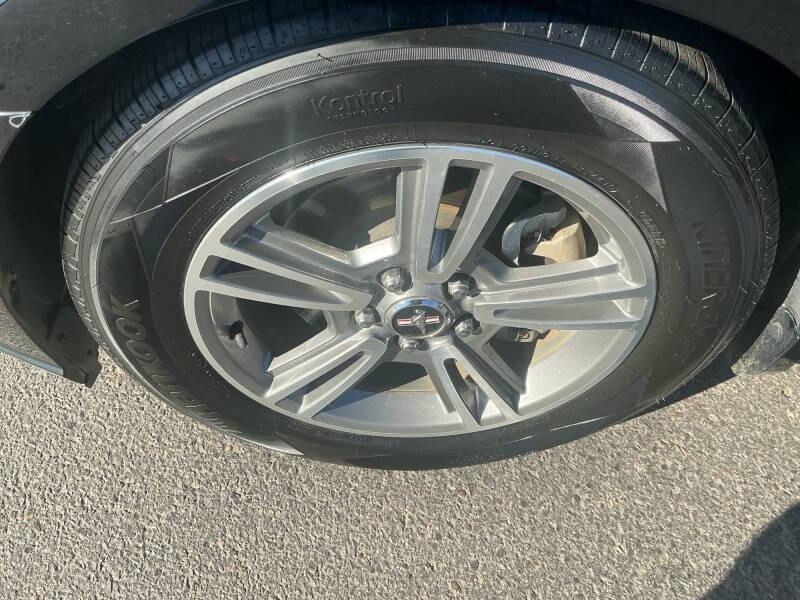 2013 Ford Mustang V6