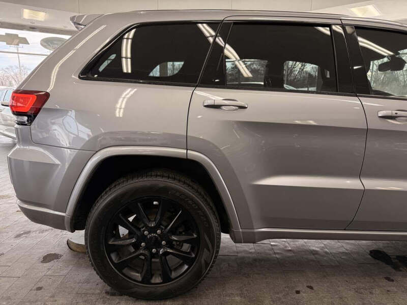 2019 Jeep Grand Cherokee Altitude