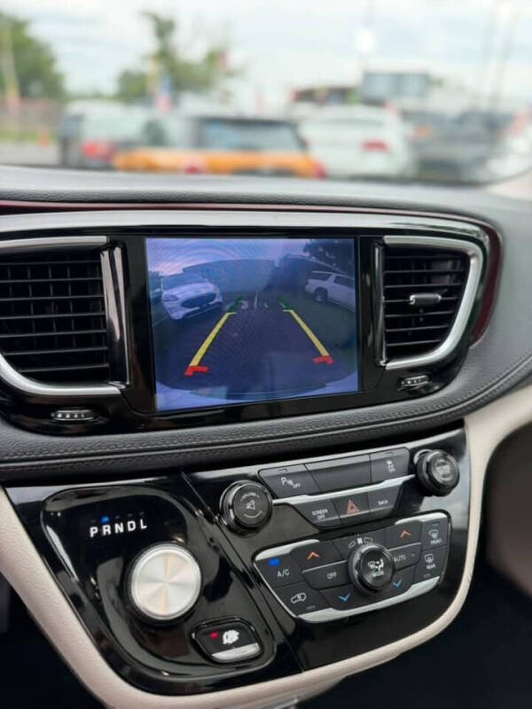 2017 Chrysler Pacifica Limited