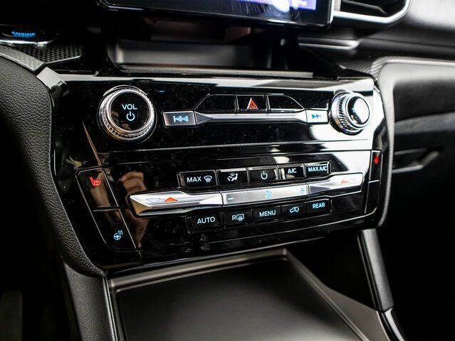 2024 Ford Explorer ST-Line