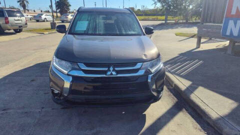 2018 Mitsubishi Outlander LE