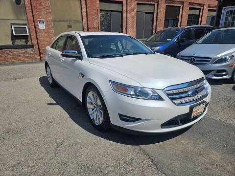 2010 Ford Taurus Limited