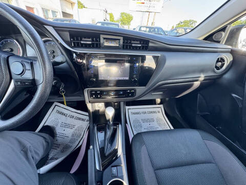 2017 Toyota Corolla LE