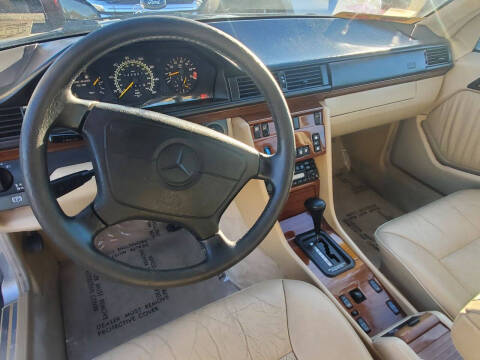 1995 Mercedes-Benz E-Class E 320
