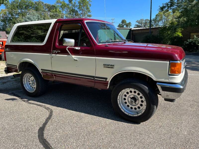 1989 Ford Bronco for sale at Cody's Classic & Collectibles, LLC in Stanley WI